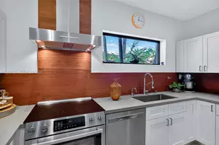 452 SW 21st Rd, Miami, FL 33129 - Photo 13