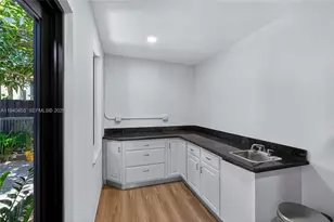 452 SW 21st Rd, Miami, FL 33129 - Photo 35