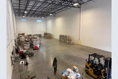 14001 NW 112th Ave, Hialeah Gardens, FL 33018 - Photo 5