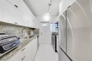 1135 Euclid Ave, Miami Beach, FL 33139 - Photo 9