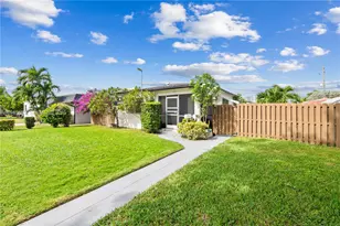 1711 Funston St, Hollywood, FL 33020 - Photo 19