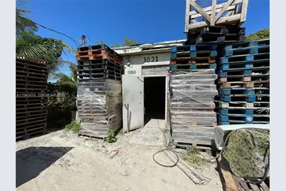 3021 NW 54th St, Miami, FL 33142 - Photo 15