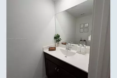 1842 SE 7th Ter #1842, Homestead, FL 33034 - Photo 23