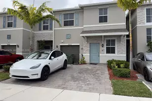 1842 SE 7th Ter, Homestead, FL 33034 - Photo 1