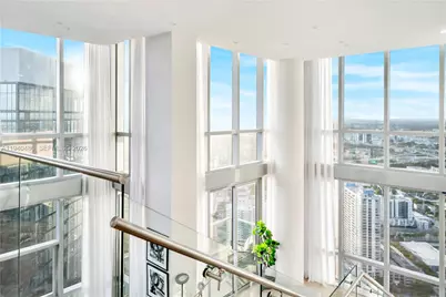 851 NE 1st Avenue #Penthouse 4612, Miami, FL 33132 - Photo 11