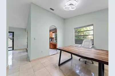 13031 SW 117th St, Miami, FL 33186 - Photo 15