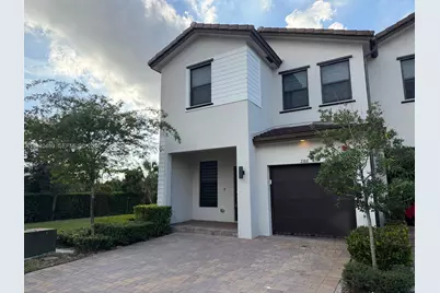 286 SW 159th Pl #286, Pembroke Pines, FL 33027 - Photo 3