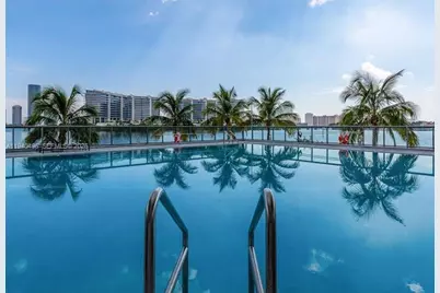 3300 NE 188th St #LPH11, Aventura, FL 33180 - Photo 3