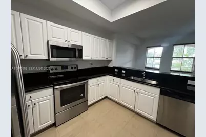 11401 NW 89th St #101, Doral, FL 33178 - Photo 13