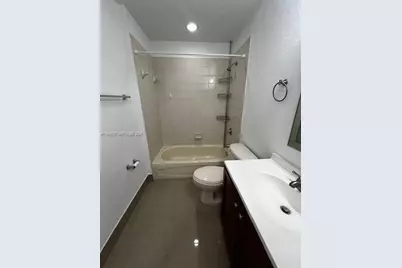 11401 NW 89th St #101, Doral, FL 33178 - Photo 17