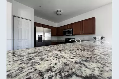 8800 NW 97th Ave #211, Doral, FL 33178 - Photo 9