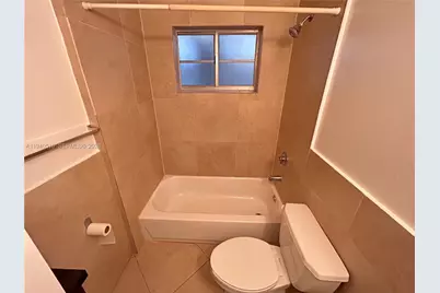 1034 Lenox Ave #8, Miami Beach, FL 33139 - Photo 9