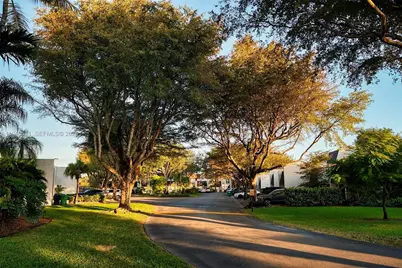 8898 SW 62nd Ter #7-F, Miami, FL 33173 - Photo 3