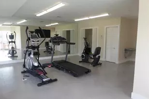 555 E Dania Beach Blvd, Dania Beach, FL 33004 - Photo 5