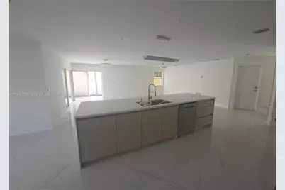 13911 SW 100th Ln, Miami, FL 33186 - Photo 11