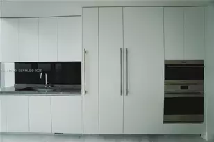 700 NE 26th Terrace, Miami, FL 33137 - Photo 5