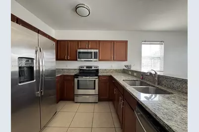 8800 NW 97th Ave #211, Doral, FL 33178 - Photo 9