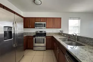 8800 NW 97th Ave, Doral, FL 33178 - Photo 9