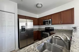 8800 NW 97th Ave, Doral, FL 33178 - Photo 11