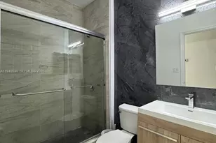 8800 NW 97th Ave, Doral, FL 33178 - Photo 23