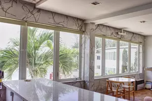 4710 Pine Tree Dr, Miami Beach, FL 33140 - Photo 7