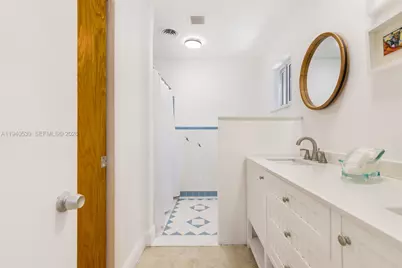 2201 SW 22nd Ter, Miami, FL 33145 - Photo 19