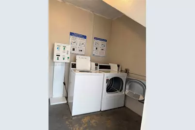 600 NE 142nd St #10, North Miami, FL 33161 - Photo 3