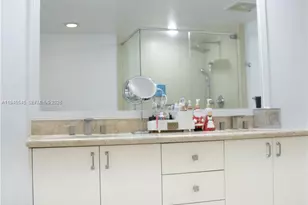 50 Biscayne Blvd, Miami, FL 33132 - Photo 27