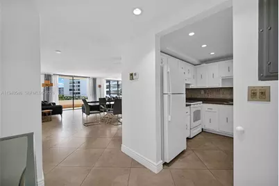 600 Three Islands Blvd #519, Hallandale Beach, FL 33009 - Photo 3