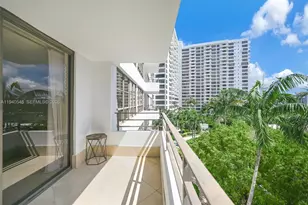 600 Three Islands Blvd, Hallandale Beach, FL 33009 - Photo 37