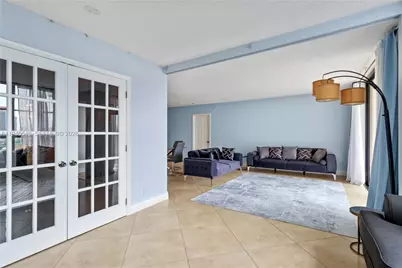 600 Three Islands Blvd #519, Hallandale Beach, FL 33009 - Photo 7