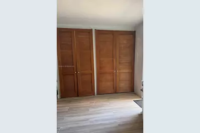 428 N Crescent Dr, Hollywood, FL 33021 - Photo 11