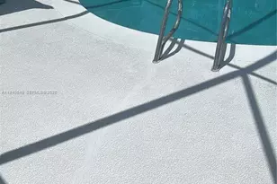 428 N Crescent Dr, Hollywood, FL 33021 - Photo 31