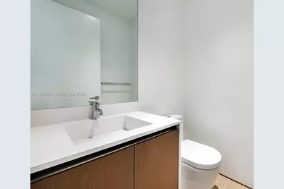 311 Meridian Ave #302, Miami Beach, FL 33139 - Photo 17