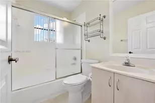 630 Vista Meadows Dr, Weston, FL 33327 - Photo 37