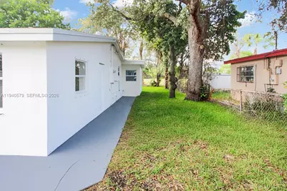 931 NW 38th Ave, Lauderhill, FL 33311 - Photo 31
