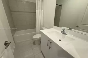 15955 SW 2nd St, Pembroke Pines, FL 33027 - Photo 11