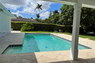 7921 SW 143rd St, Palmetto Bay, FL 33158 - Photo 3