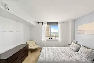 335 S Biscayne Blvd, Miami, FL 33131 - Photo 23