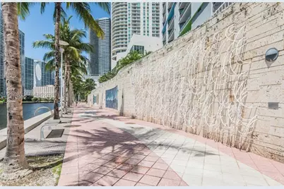 335 S Biscayne Blvd #2910, Miami, FL 33131 - Photo 23