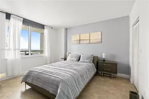 335 S Biscayne Blvd, Miami, FL 33131 - Photo 27