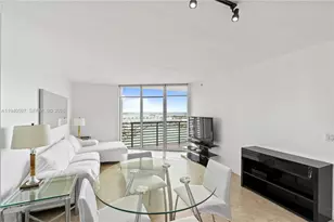 335 S Biscayne Blvd, Miami, FL 33131 - Photo 13