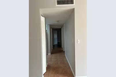 6225 SW Kendale Lakes Cr #D148, Miami, FL 33183 - Photo 9