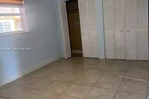 1810 W 56th St, Hialeah, FL 33012 - Photo 21