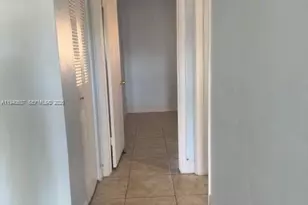 1810 W 56th St, Hialeah, FL 33012 - Photo 17