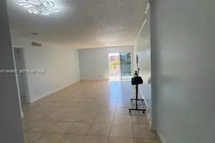 1810 W 56th St, Hialeah, FL 33012 - Photo 25