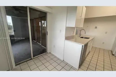 2881 N Oakland Forest Dr #309, Oakland Park, FL 33309 - Photo 15