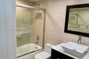 5750 Collins Ave, Miami Beach, FL 33140 - Photo 15