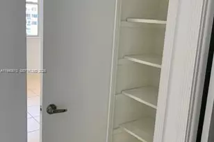 5750 Collins Ave, Miami Beach, FL 33140 - Photo 27