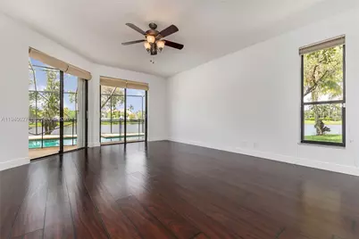 1051 Woodfall Ct, Weston, FL 33326 - Photo 21